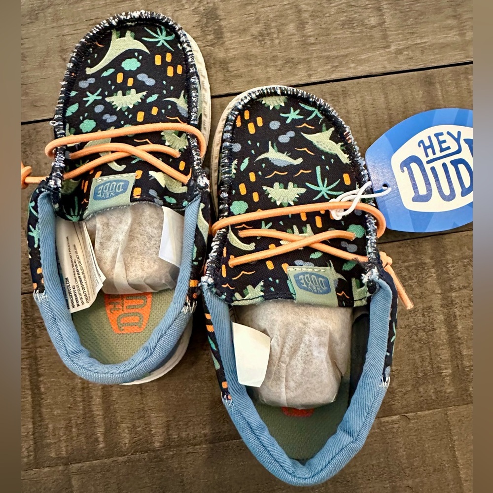 NEW Hey Dudes Little Kids Size 8
